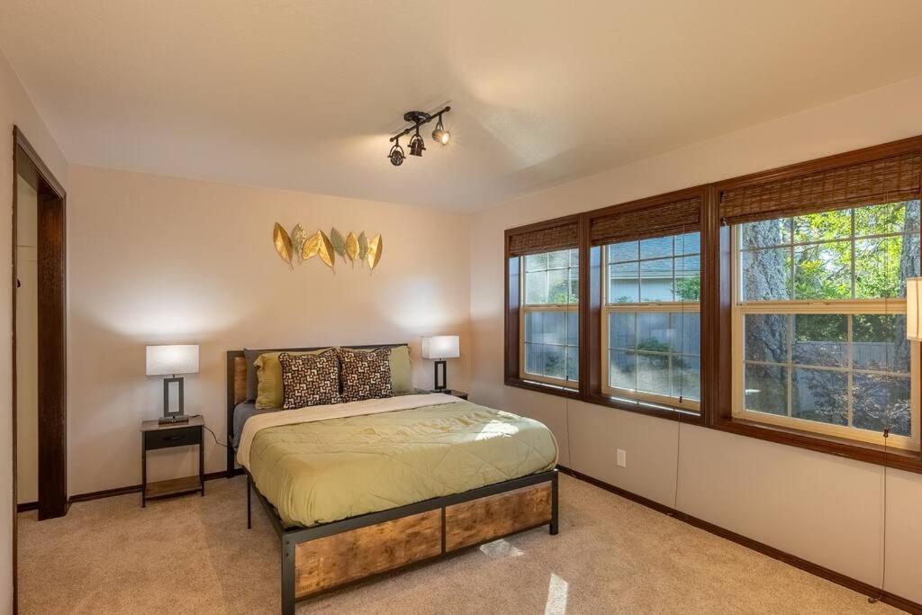 Comfy 4B/2B Home Near Dunes & Ocean! Pet Friendly! Florence Exterior foto